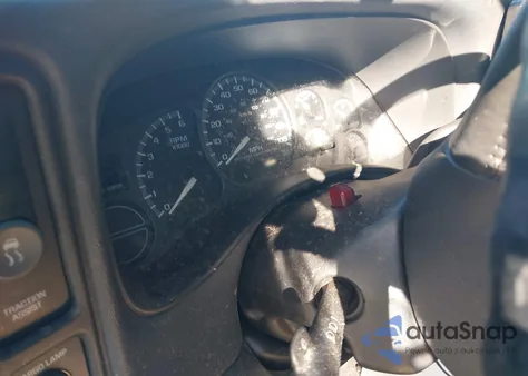 2002 Chevrolet Avalanche 1500 from USA, damaged, VIN 3GNEC13T22G168138